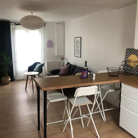 Un appartement spacieux à 30m de la mer- 45m2 Luc-sur-Mer Extérieur photo