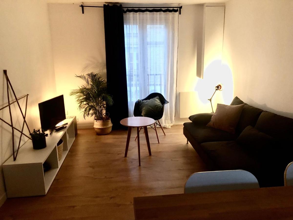 Un appartement spacieux à 30m de la mer- 45m2 Luc-sur-Mer Extérieur photo