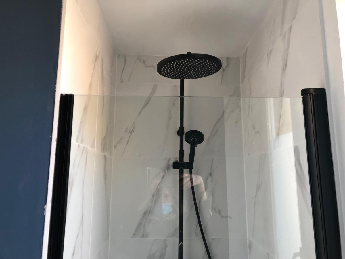 Un appartement spacieux à 30m de la mer- 45m2 Luc-sur-Mer Extérieur photo